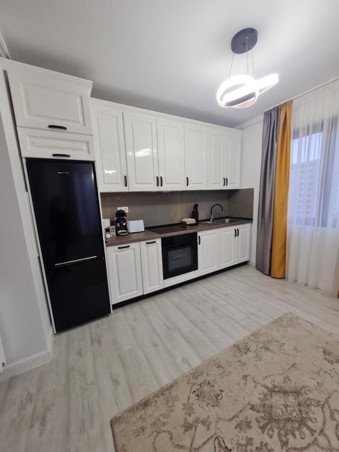 Toronto Deluxe Residence 티미쇼아라 외부 사진